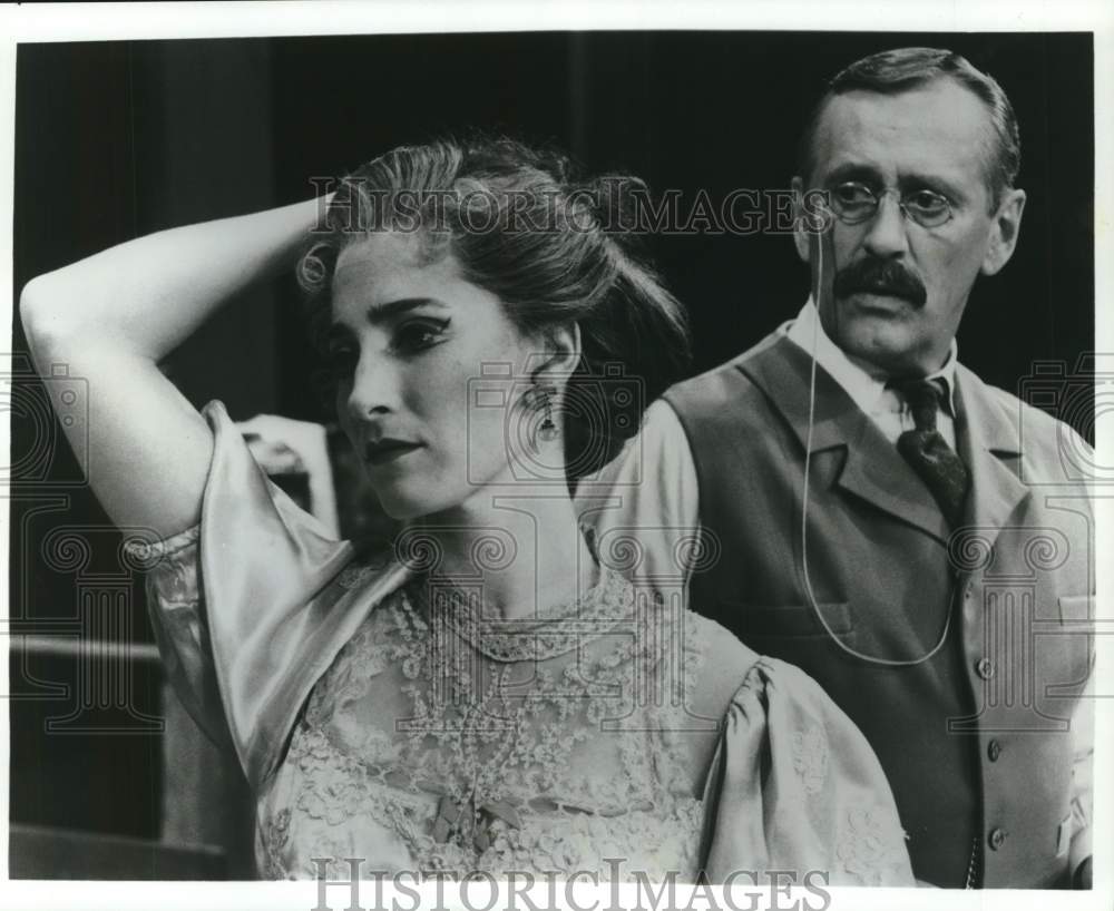 1987 Press Photo Actress Nancy Hume &amp; Actor Len Cariou in &quot;Teddy and Alice&quot;- Historic Images