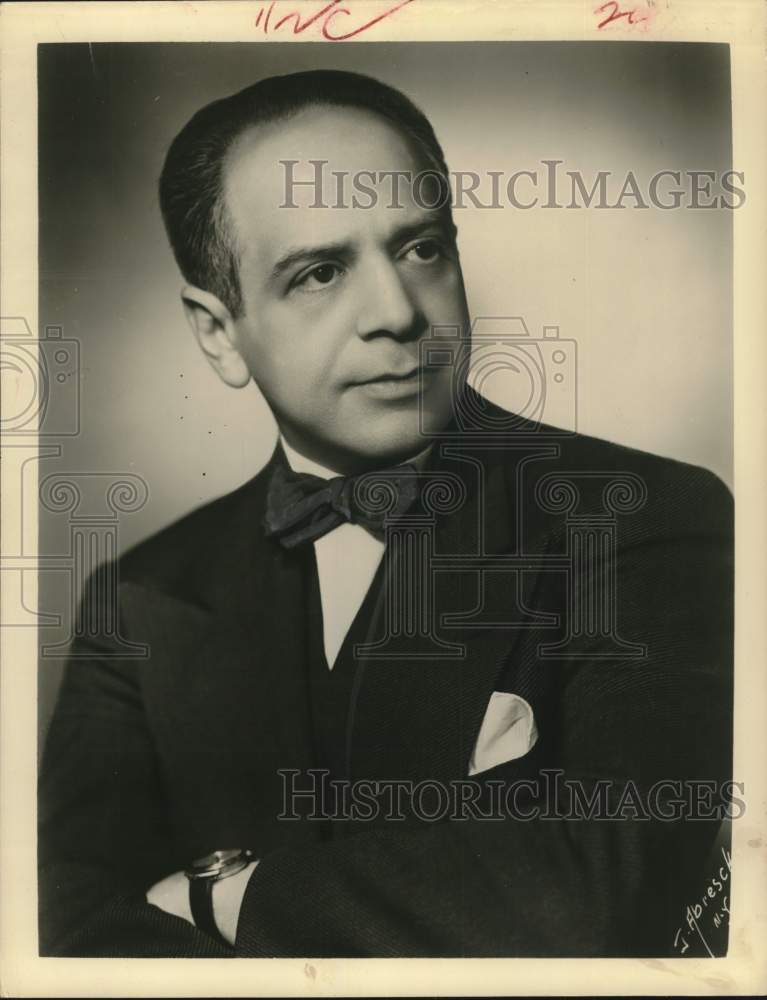 Press Photo Fausto Cleva, Metropolitan Opera Conductor - hca81845- Historic Images