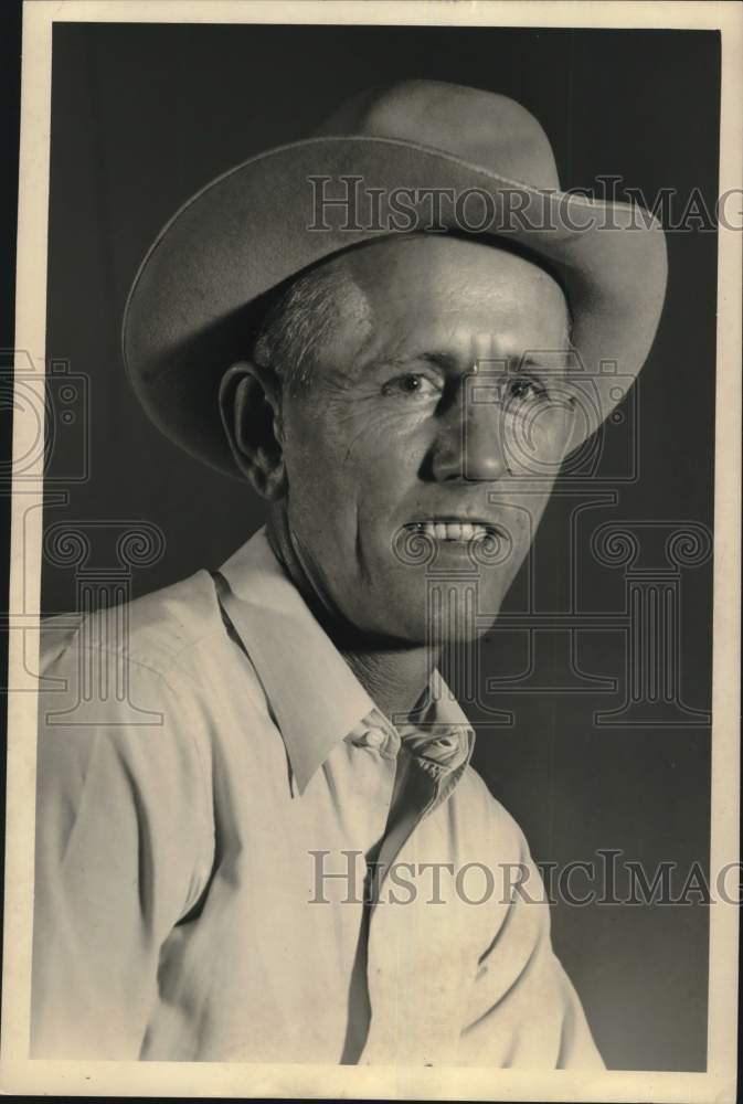 1950 Press Photo Carlie Asbeck, candidate for constable - hca81901