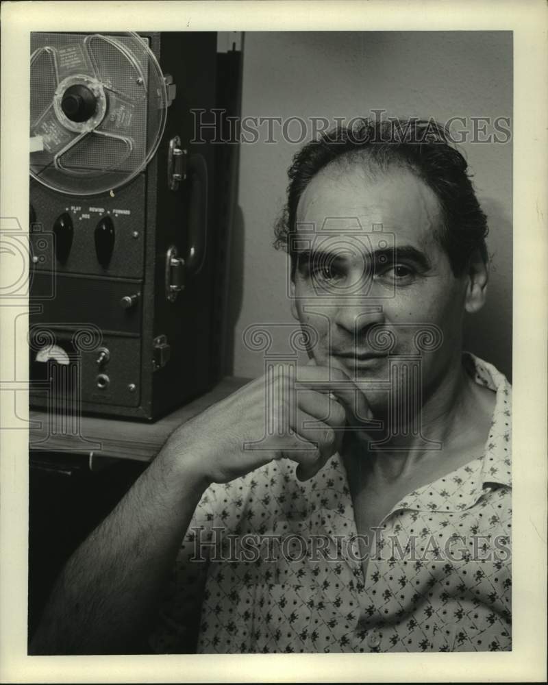 Press Photo Houston composer John Cardone - &quot;Gavotte&quot; - hca82518- Historic Images