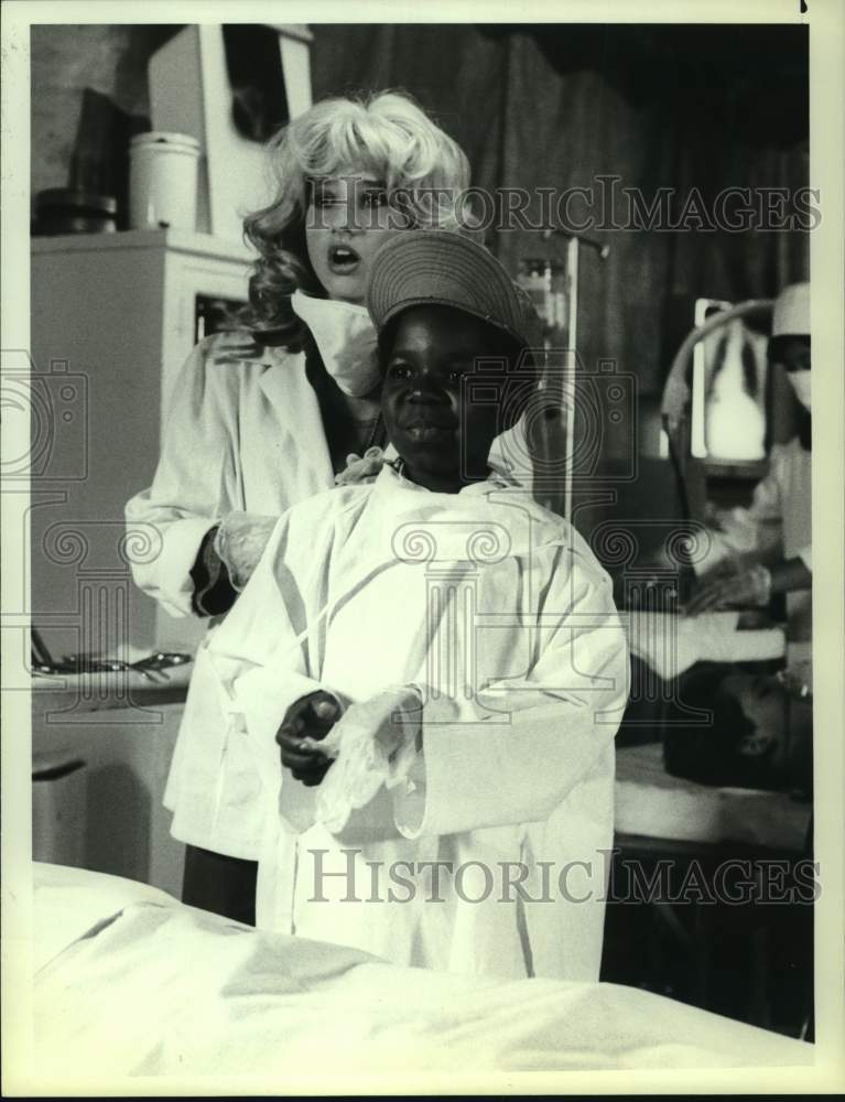 1986 Press Photo Gary Coleman, Pam Segall - &quot;Fantastic World of D.C. Collins&quot;- Historic Images