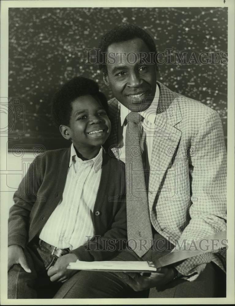 1983 Press Photo Gary Coleman, Robert Gullaume in &quot;The Kid with the 200 I.Q.&quot;- Historic Images