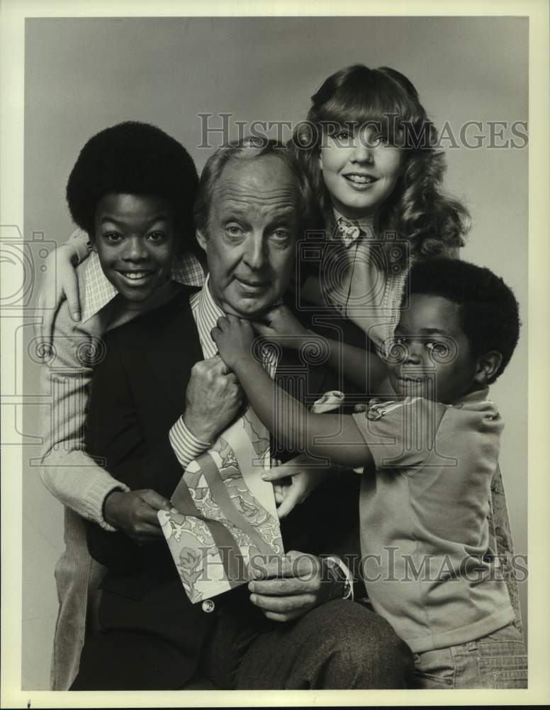 1979 Press Photo Cast of &quot;Diff&#39;rent&quot; Strokes with Gary Coleman - hca82638- Historic Images