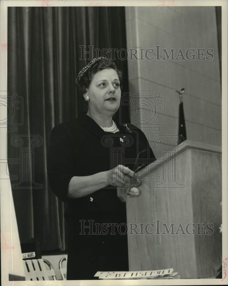 1962 Press Photo Nursing Dean Mrs. Katherine Crossland at Texas Women&#39;s Univ.- Historic Images