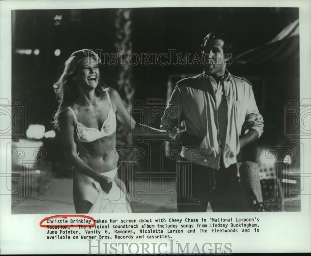 1983 Press Photo Christie Brinkley, Chevy Chase in &quot;National Lampoon&#39;s Vacation&quot;- Historic Images