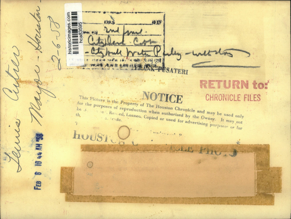 1958 Press Photo Houston Mayor Lewis Cutrer greets two gentlemen. - hca83595