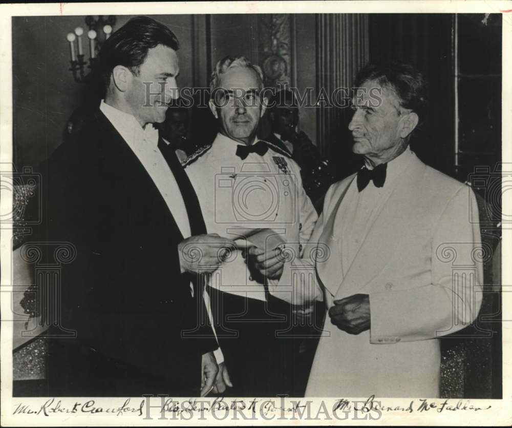 1971 Press Photo "Wild Blue Yonder" author wins Liberty magazine competition