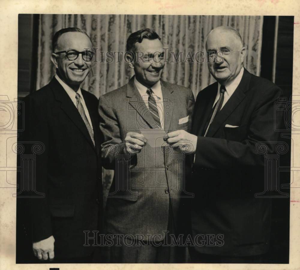 1958 Press Photo Mayor Lewis Cutrer with "The Eyes of Texas" Committee Members