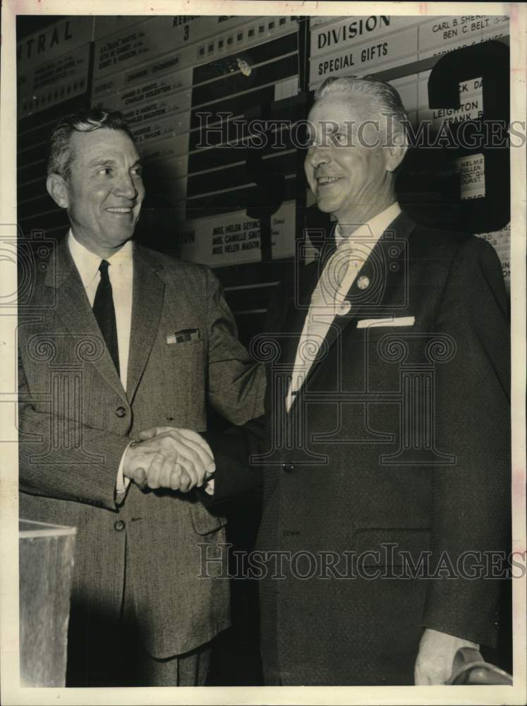 1958 Press Photo Houston Mayor Lewis Cutrer shakes hands with man - hca84273