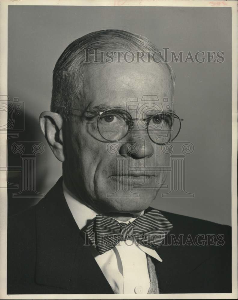 1955 Press Photo Galveston-J.P. Cowley, executive of Santa Fe Railway Gulf Lines