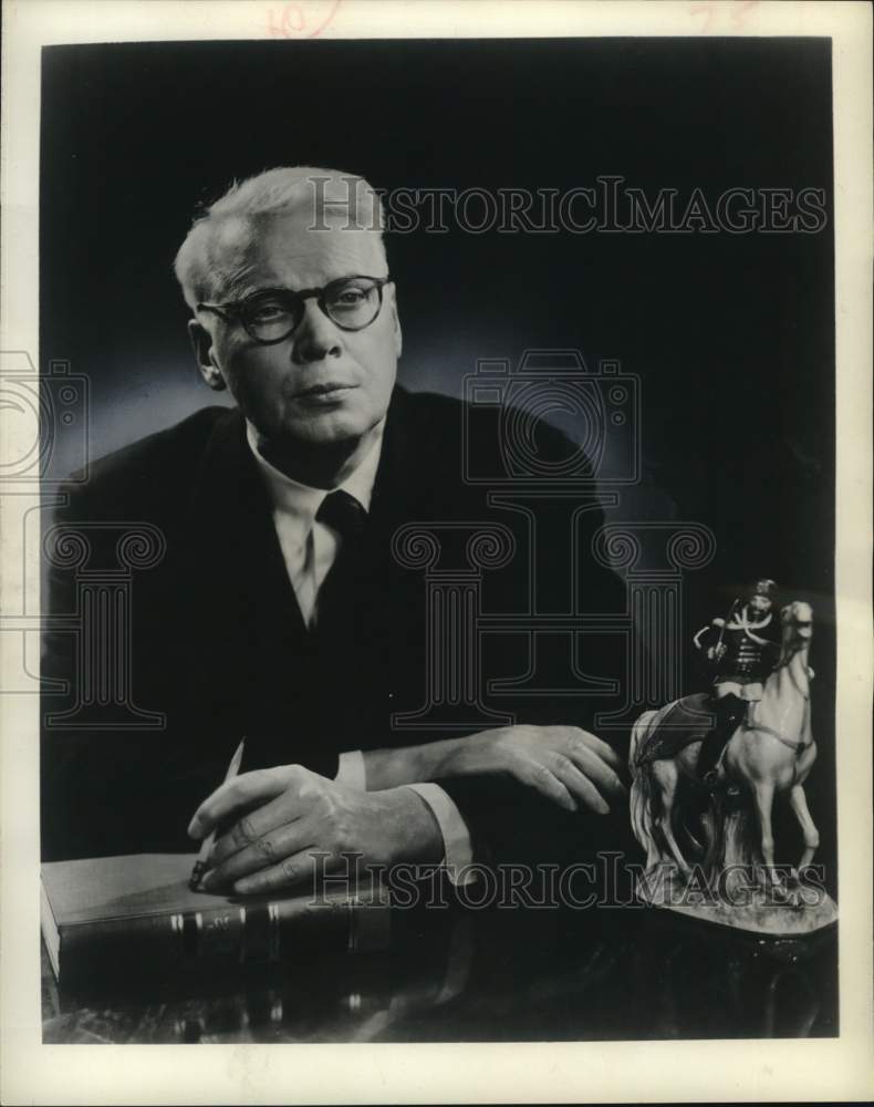 1954 Press Photo Author Thomas B. Costain - hca84408