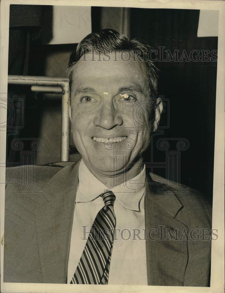 1957 Press Photo Candidate for Mayor Lewis Cutrer of Houston - hca84457
