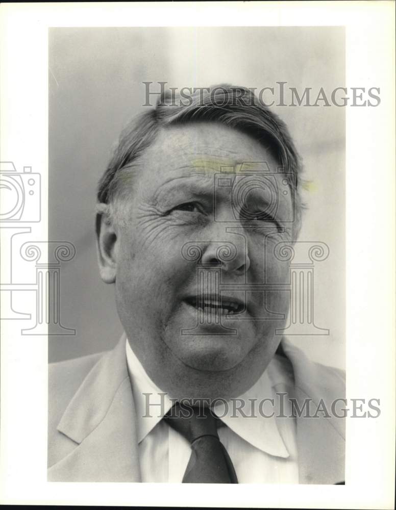 1987 Press Photo Doug Creighton of Toronto Sun Publishing - hca84936- Historic Images