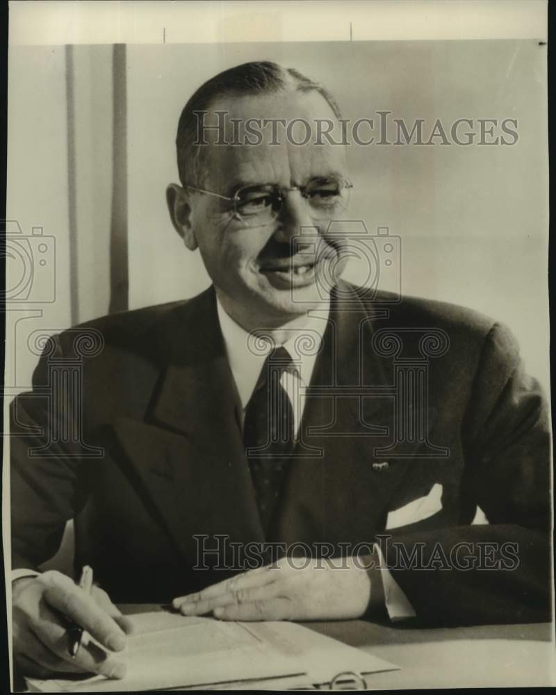1954 Press Photo Dr. D. Elton Trueblood, Professor at Earlham College in Indiana