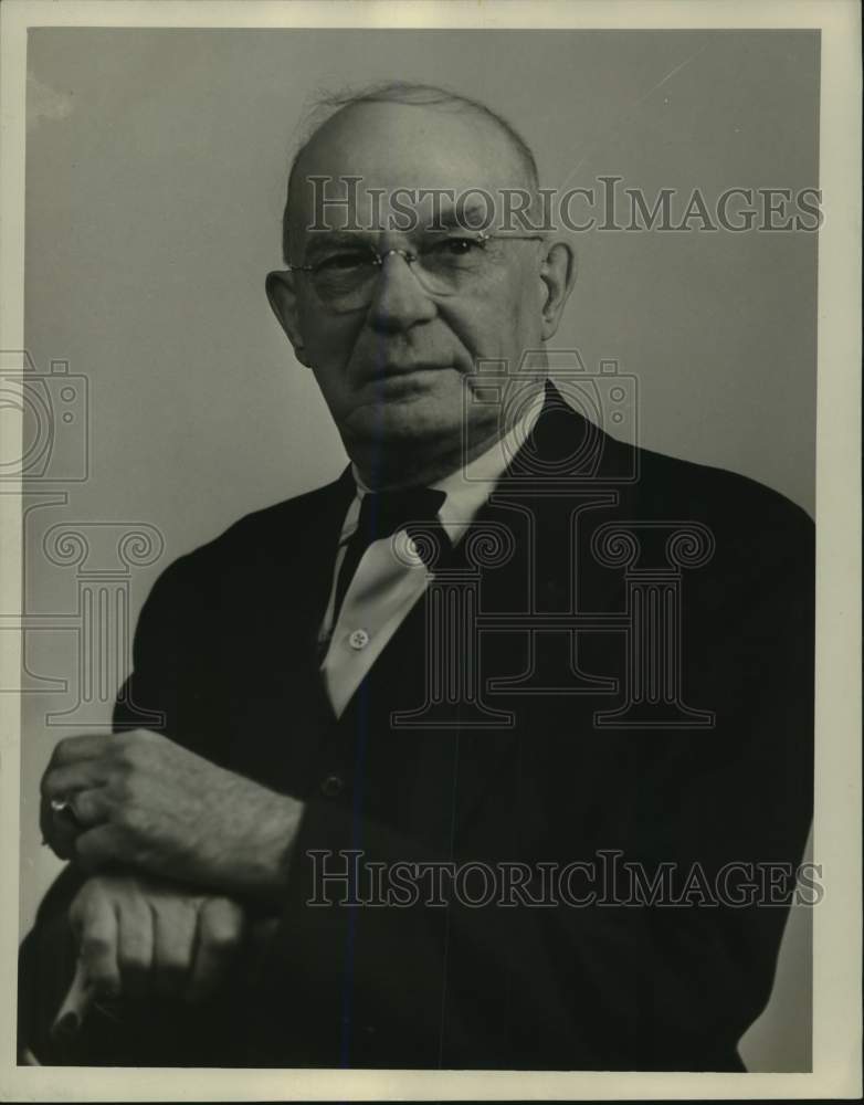 1948 Press Photo Doctor C.C. Cunningham - hca85505