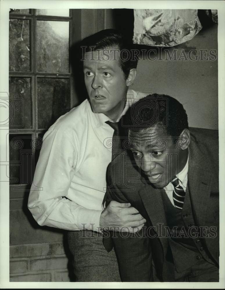 Press Photo Actors Robert Culp and Bill Cosby star on NBC-TV&#39;s &quot;I Spy&quot; Series- Historic Images