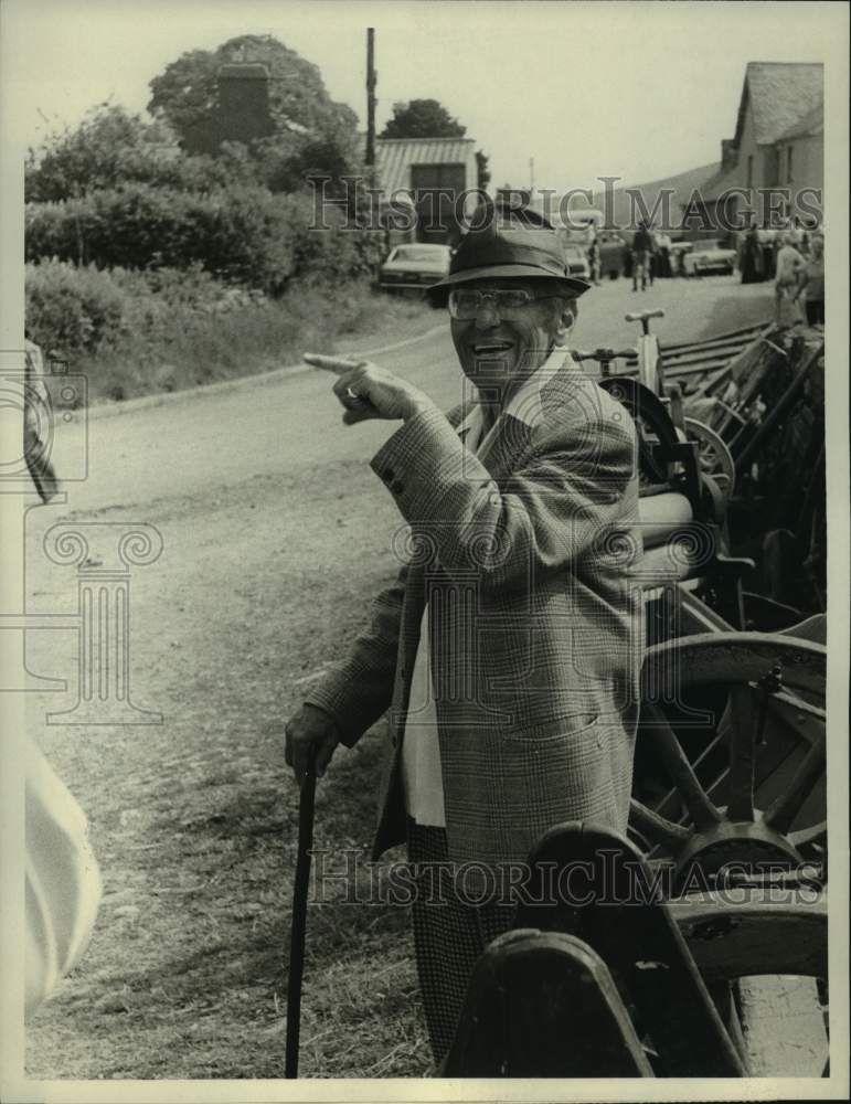 1979 Press Photo George Cukor Directs Katharine Hepburn in &quot;The Corn is Green&quot;- Historic Images