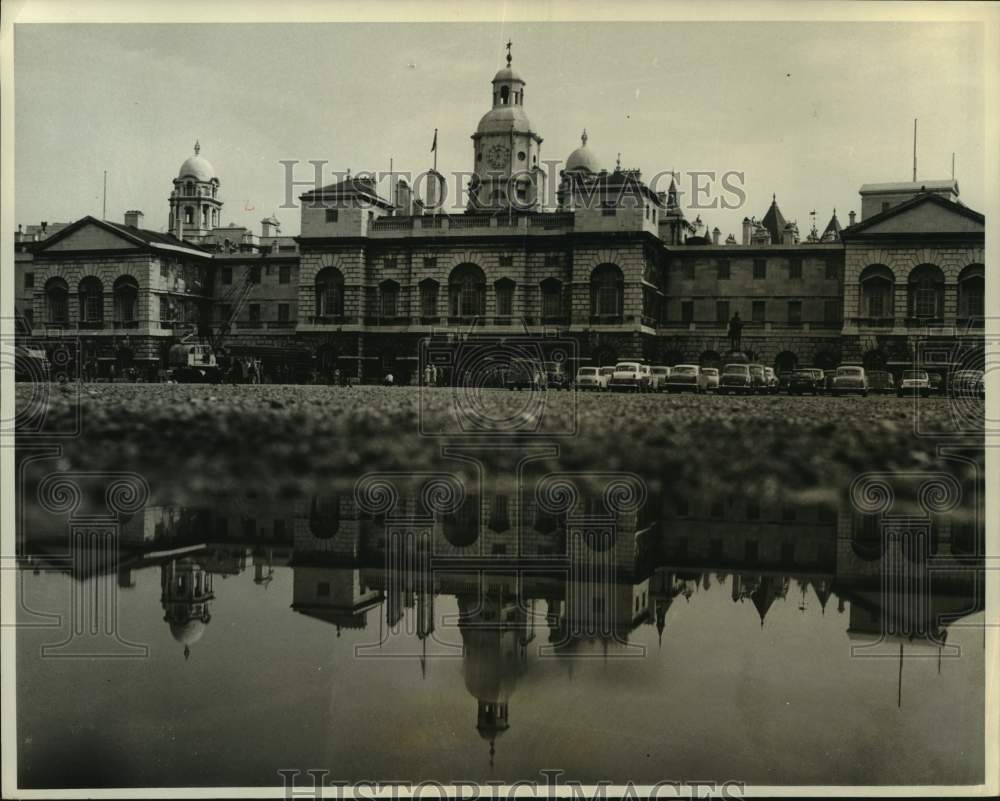 1961 Press Photo The Horse Guards parade in London's Whitehall, England