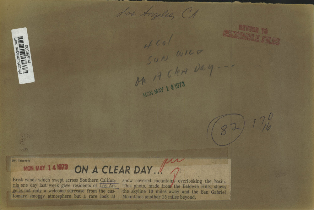 1973 Press Photo Los Angeles Residents Get View of Mountains on Clear Day