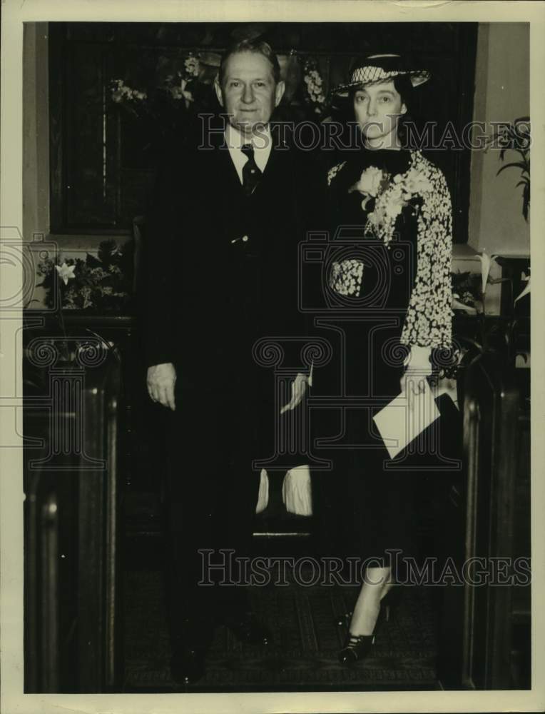 1936 Press Photo Judge T. W. Davidson and his wife Constance - hca86883