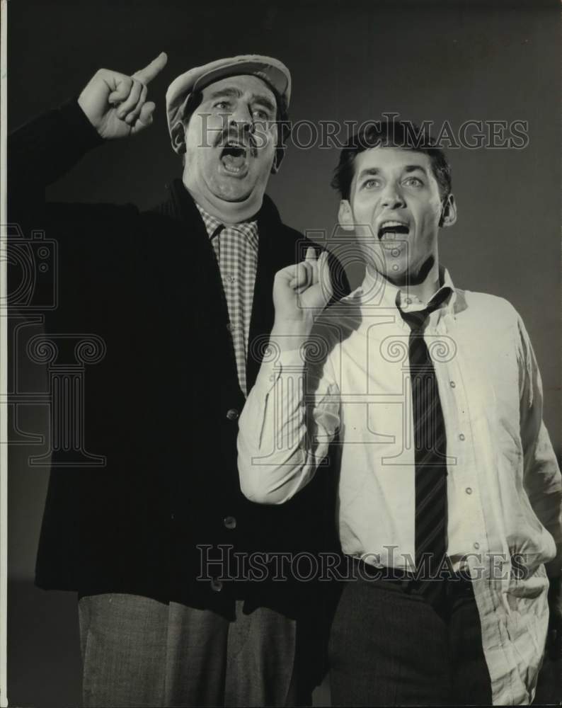 1963 Press Photo Jeff De Benning and Hal England harmonize on &quot;Dear Old Ivy&quot;- Historic Images