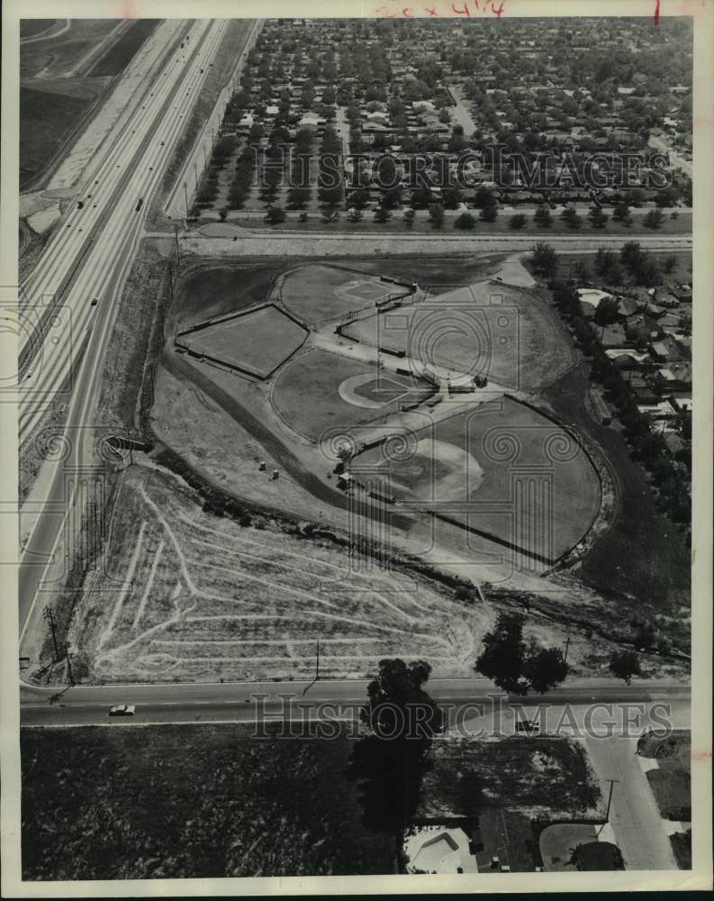 1961 Press Photo Little League fields under construction behind Sepulveda Dam-CA