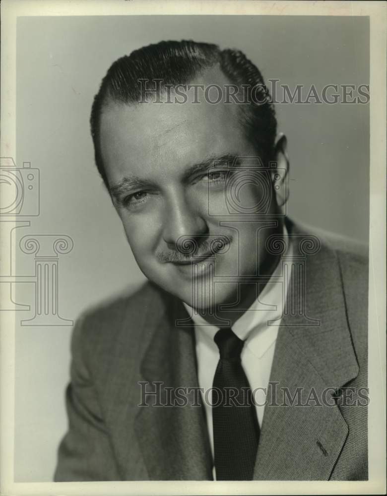 1957 Press Photo Newsman Walter Cronkite - hca89183- Historic Images