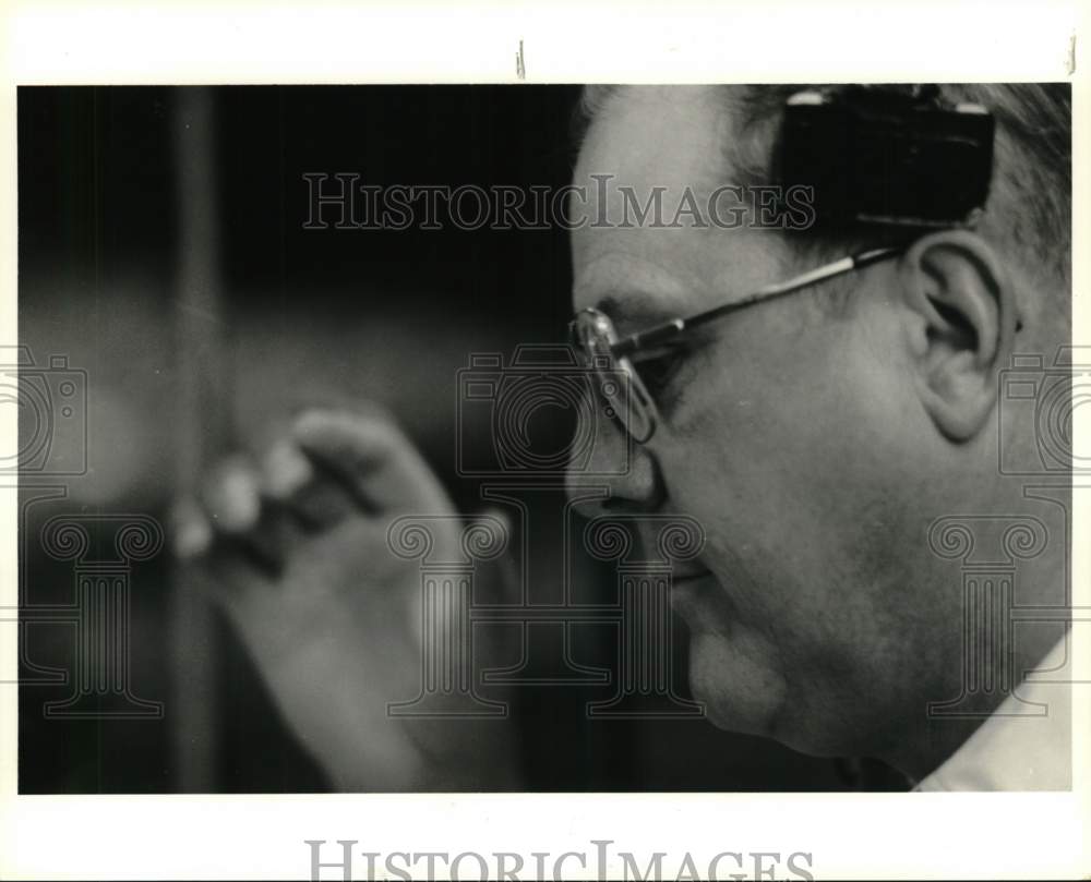 1987 Press Photo J. Fred Duckett sports announcer in Houston for the Astros.- Historic Images