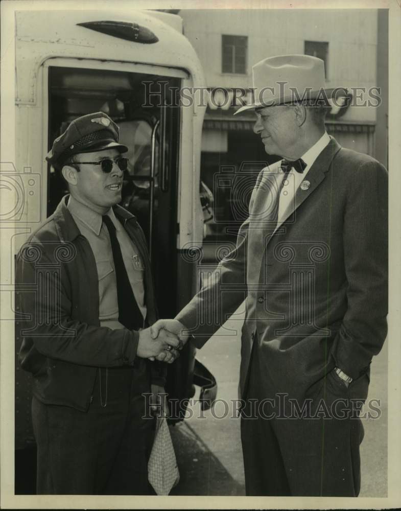 1957 Press Photo Texas Congressman Martin Dies Sr. with bus driver John Zepeda