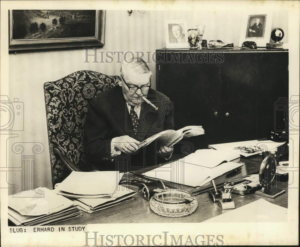 Press Photo Chancellor Ludwig Erhard of West Germany in his study - hca92646