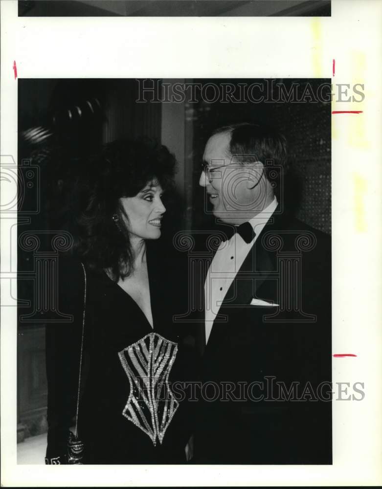 1988 Press Photo Houston businessman Kenneth Franzheim with Rose Mary Malone.
