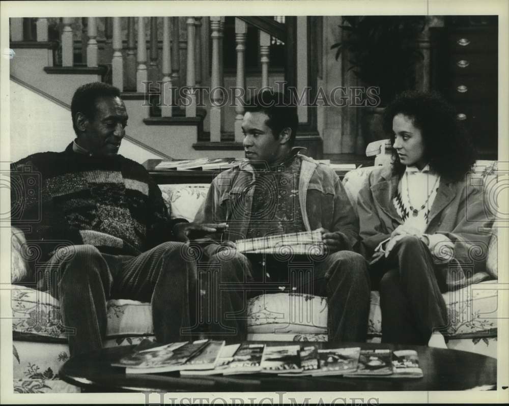 1987 Press Photo &quot;The Cosby Show&quot; - Bill Cosby, Geoffrey Owens, Sabrina LeBeauf- Historic Images