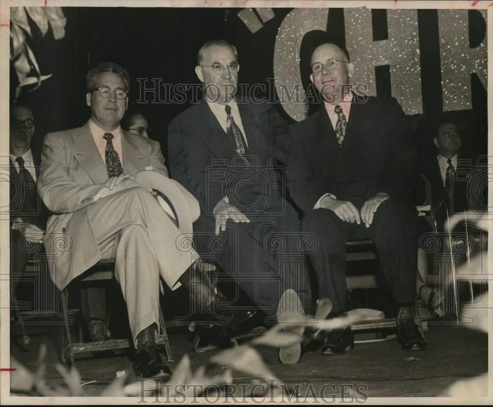 1951 Press Photo Reverend Forrester Frezon and other Baptist leaders at event