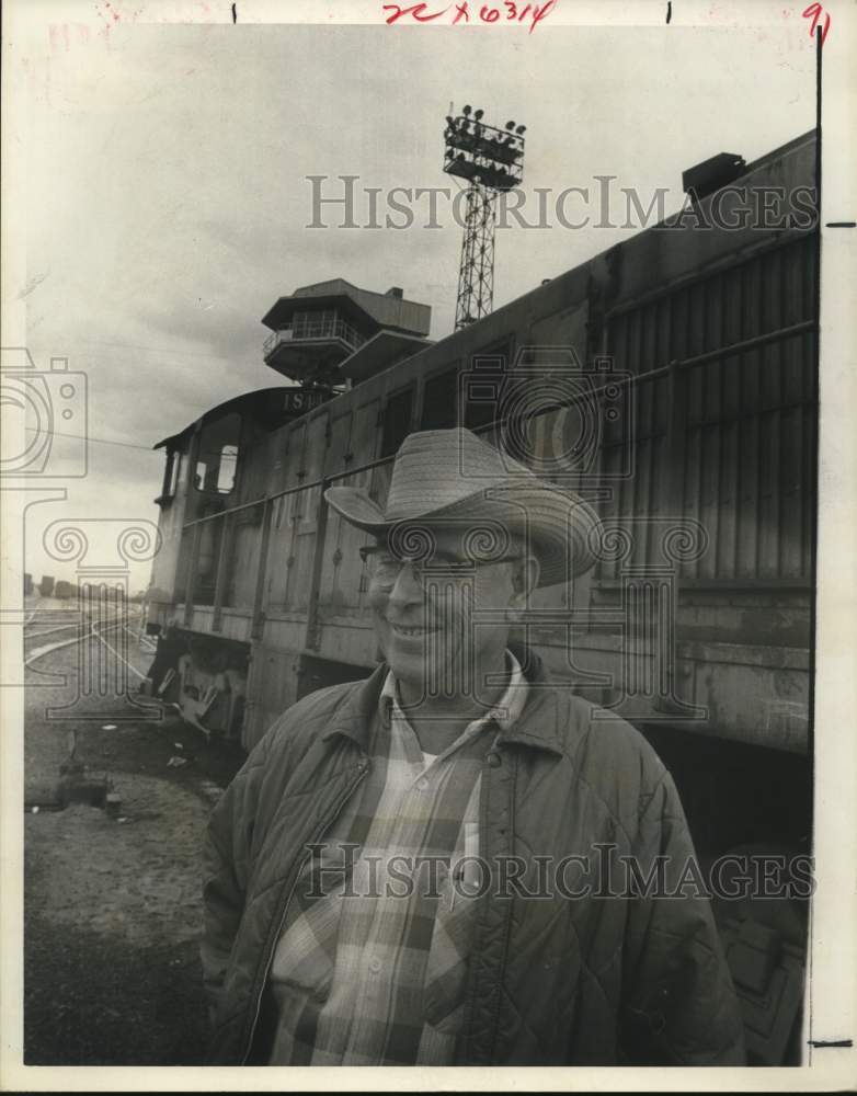 1963 Press Photo Lewis N. Ridgeway, Father of Marine - hca99252