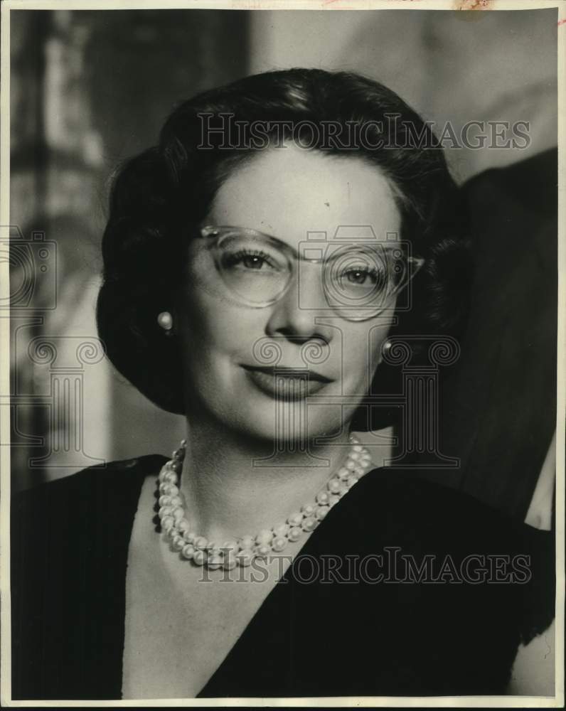 1961 Press Photo Mrs. Winthrop Rockefeller, president of Mental Health Assn.