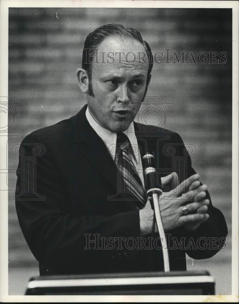 1972 Press Photo Judge Lee Duggan Jr, 1st Court of Appeals, Texas - hcb01402