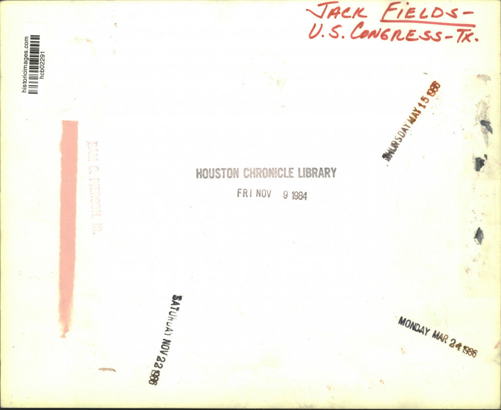 1984 Press Photo Jack Fields, U.S. Congressman from Houston gives victory speech