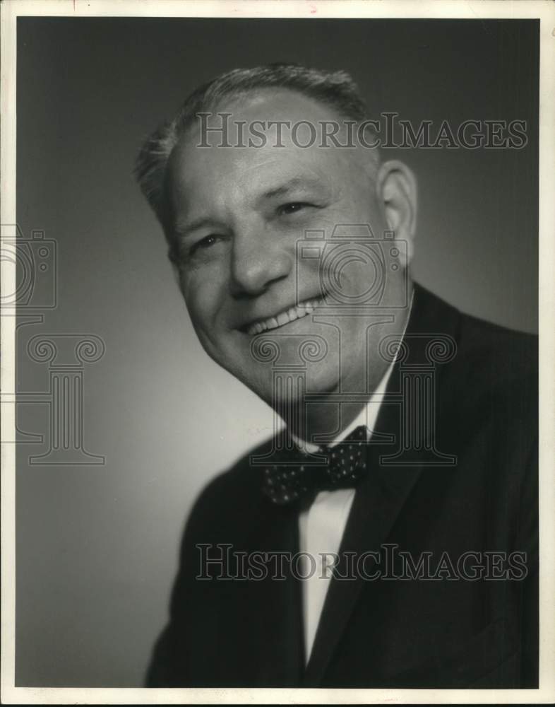 1972 Press Photo Fred Hartman, Baytown, Texas - hcb09548- Historic Images