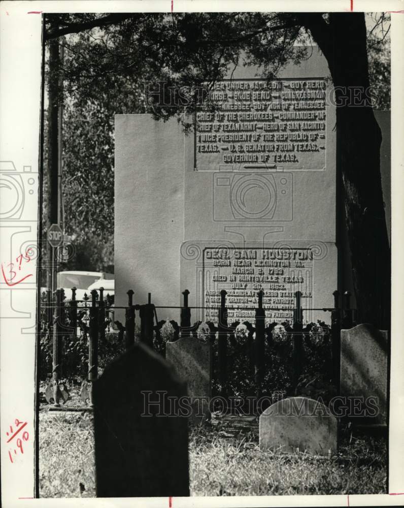 1968 Press Photo Grave marker at Sam Houston's grave in Huntsville - hcb11292- Historic Images