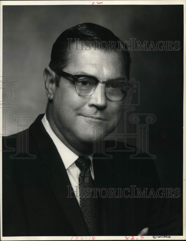 1969 Press Photo Southwestern Bell General manager N. K. Hoverstock - hcb11321- Historic Images
