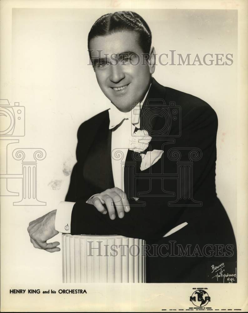 1960 Press Photo Henry King of Henry King and His Orchestra - hcb13364- Historic Images