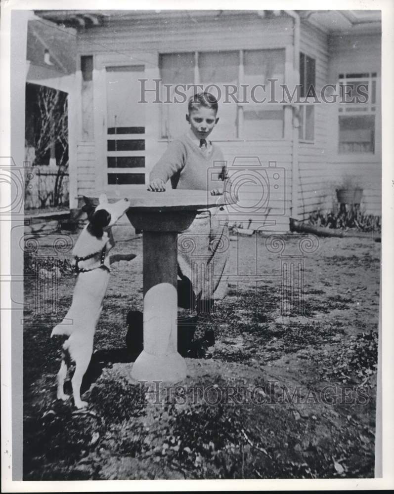1961 Press Photo First Presbyterian pastor John Lancaster as child with dog