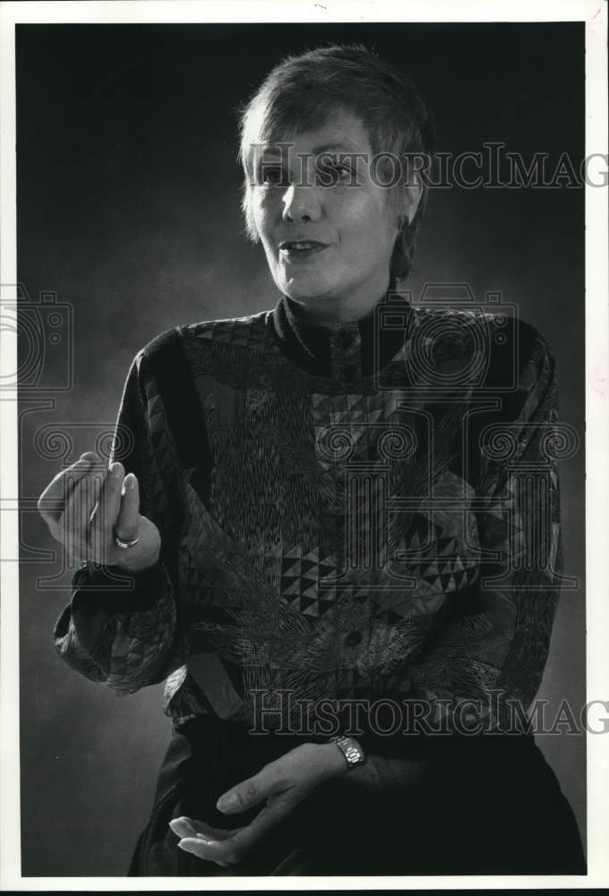 1988 Press Photo Loret Miller Ruppe, director of Peace Corps. - hcb27101- Historic Images