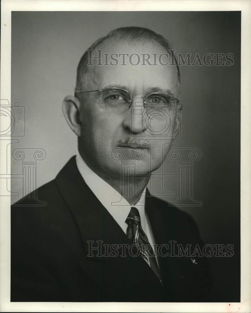 1960 Press Photo Thomas E. Schier, President of River Oaks Rotary Club
