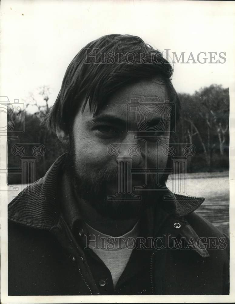 1975 Press Photo Frederic J. &quot;Rick&quot; Pratt, Director Armand Bayou Nature Center- Historic Images