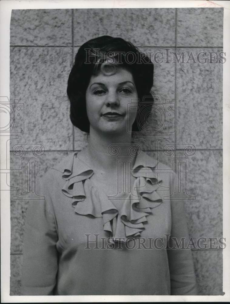 1965 Press Photo Houston School Committee candidate Mrs. Noel Wynne - hcb44354- Historic Images