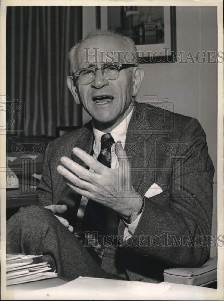 1961 Press Photo Head of American Electric Power Co., Philip Sporn in New York.- Historic Images