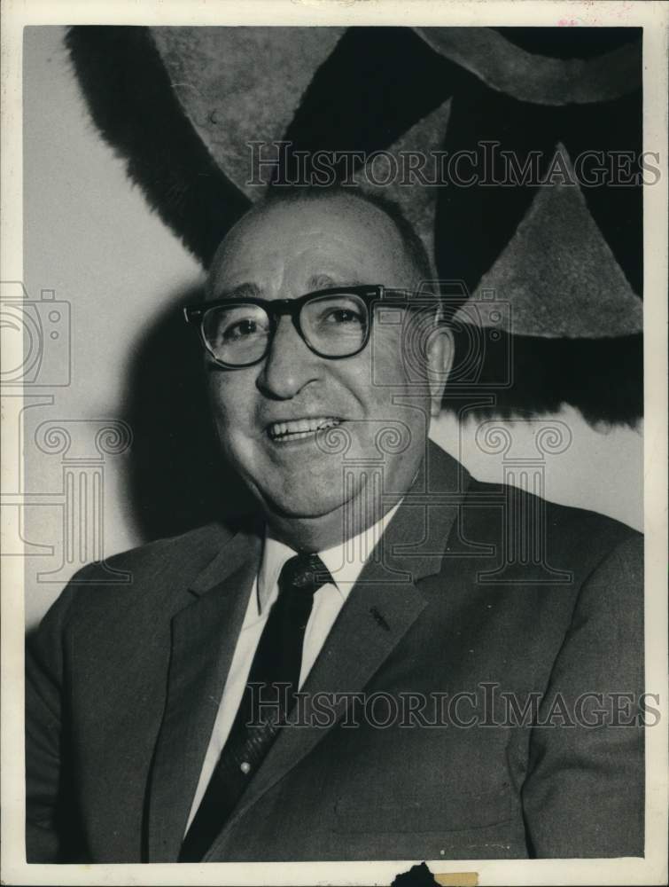 1964 Press Photo Collier Parris, member of The Houston Chronicle staff, Texas