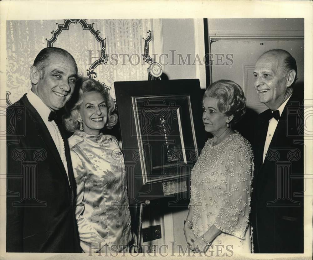 1968 Press Photo Shamrock Hilton City of Hope dinner honoring Al Parker