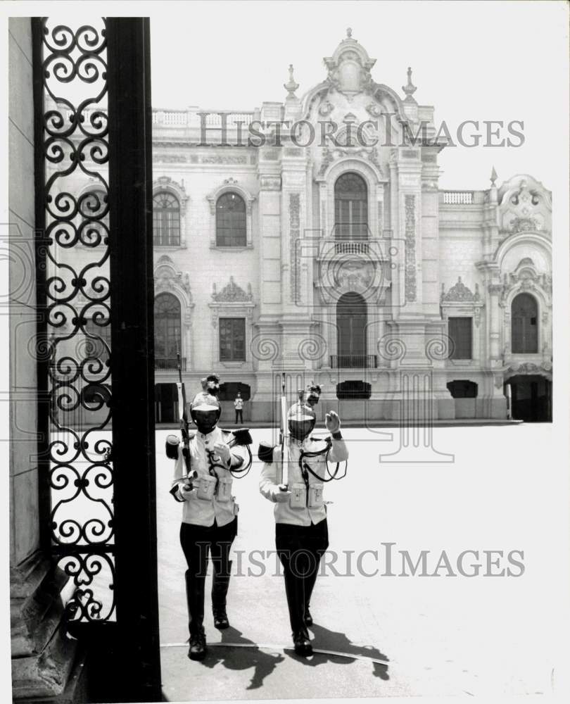 1967 Press Photo Guards Patrolling at Palace in Peru - hcb53294- Historic Images